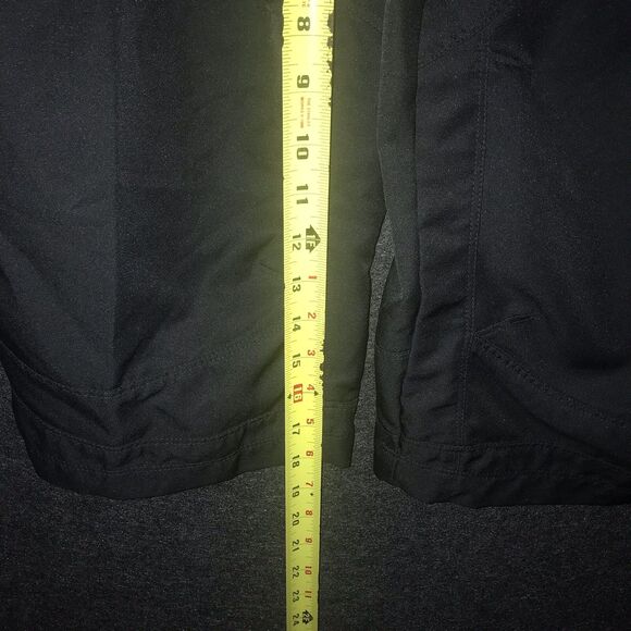 Nike Fit Dry Capri Crop Pants Large Utility Women’s Cargo Pockets Black Pink Zip - Picture 12 of 12